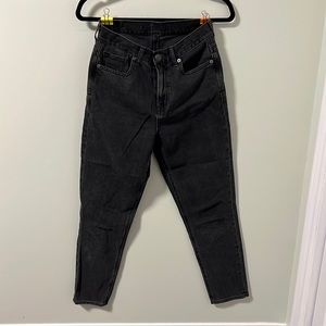 American Eagle Mom Jean
